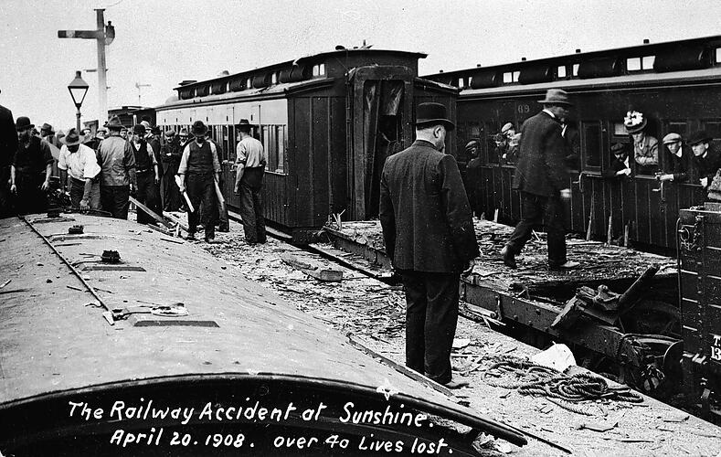 Accident at Sunshine Railway Station, 20 April 1908.