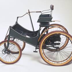 Motor Buggy - Max Hertel, Two-Cylinder, Chicago, United States of America, 1897