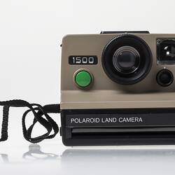 Instant Camera - Polaroid, 1500 SX-70, U.S.A., 1977