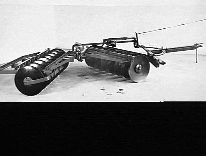 `SUNMASTER' WITH GANGS OPEN - JULY 1950