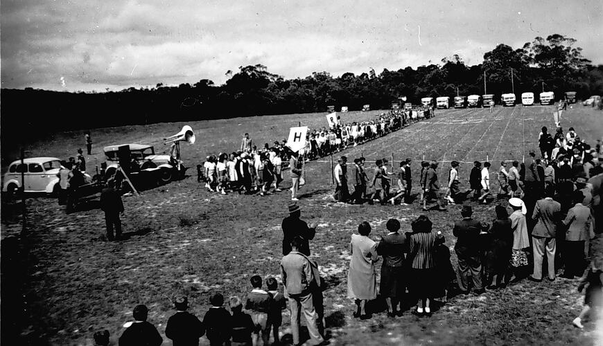 [School sports, Timboon, 1949.]