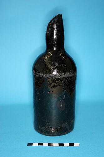 Beer/Wine Bottle - Glass, Dark Green (Fragment)