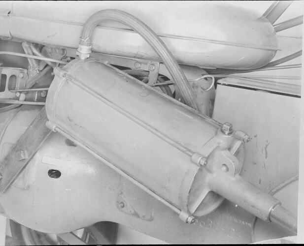 Farmall A Tractor & Pneumatic Lift