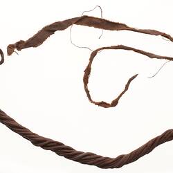 Neck ornament, Australia, Gulf