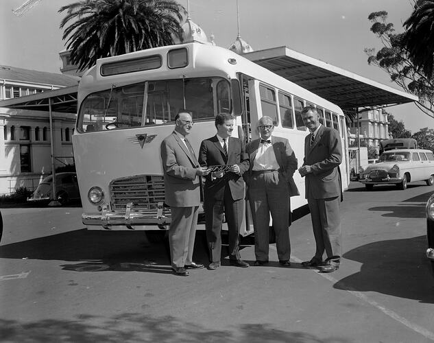 Associated Equipment Company, Four Men with a Bus, Victoria, 21 Dec 1959