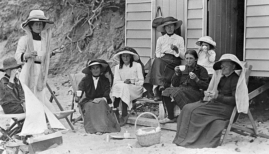 [Lilian Louisa Pitts (left) photographs herself having a picnic with friends, Point Lonsdale, 1914.]