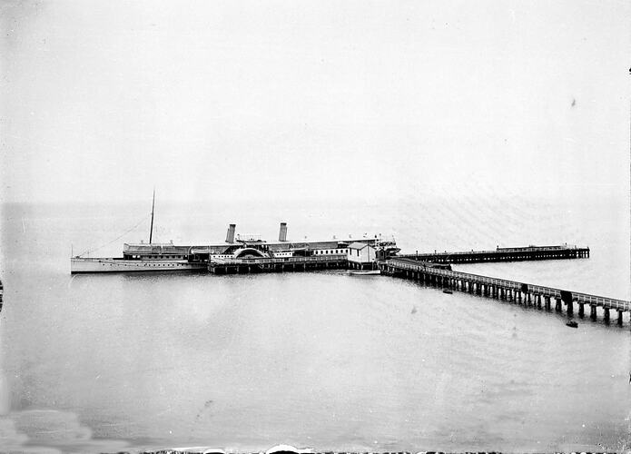 [The paddle steamer Hygiea which carried day trippers around Port Phillip Bay, Melbourne, about 1914.]