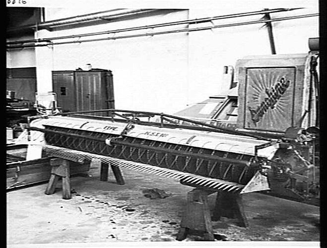 PRONGED ROLLER OVER-COMB. MADE FOR W. AUST. SEPT 1946