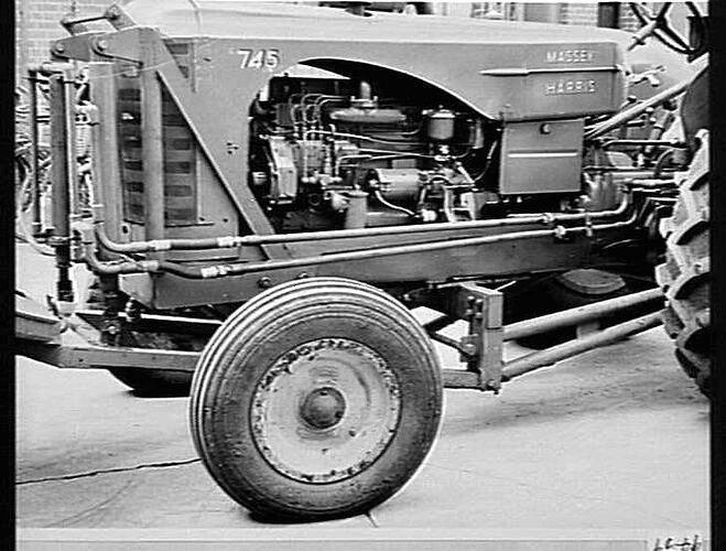 `AUSTIN' FRONT DOZER BLADE: MAY 1956