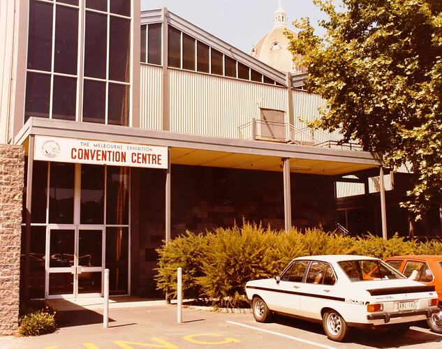 Photograph - New Eastern Annexe, Main Entrance, Royal Exhibition Building, Melbourne, 1982