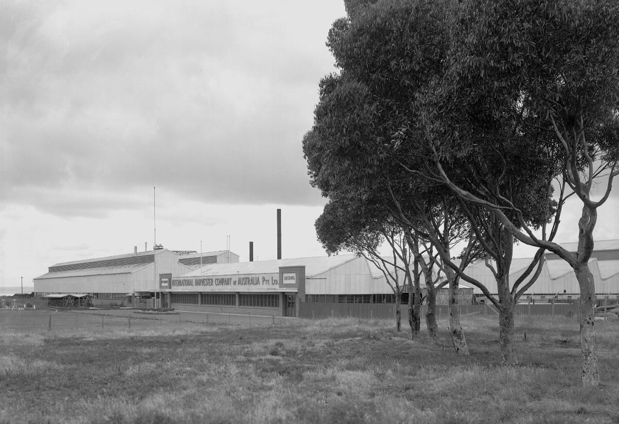 Negative International Harvester, Geelong Factory, 1941