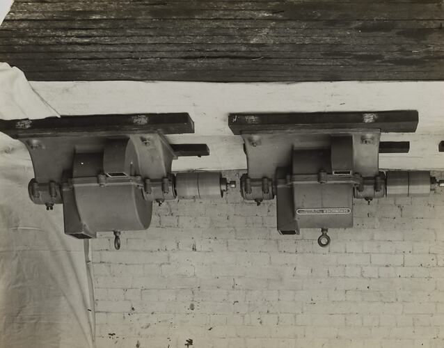 Photograph - Schumacher Mill Furnishing Works, No 39 Machine, Port Melbourne, Victoria, circa 1940s