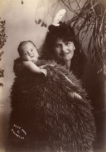 Maori woman and her child, New Zealand, 1895
