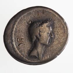 Coin - Denarius, L. MVSSIDIVS LONGVS, Ancient Roman Republic, 42 BC