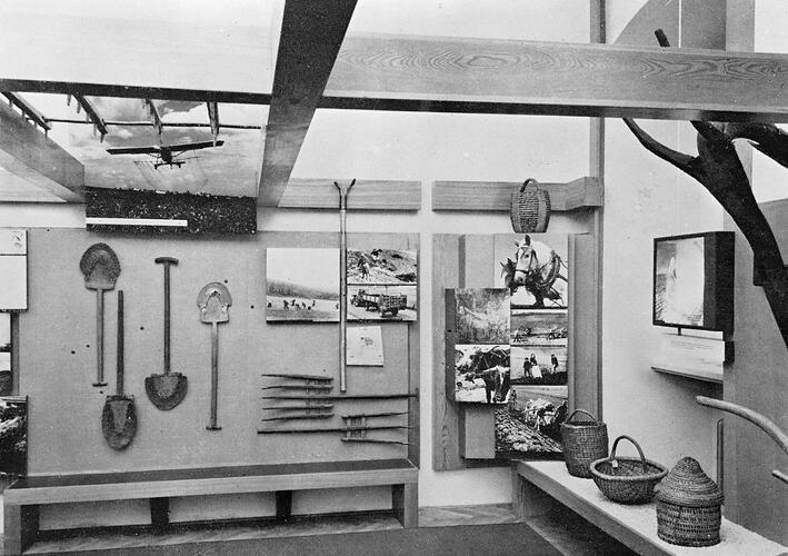 Agricultral display in Swinburne Hall, Science Museum, Melbourne, c. 1970