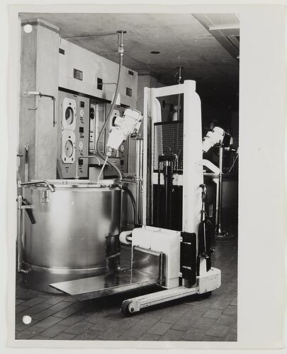 Kodak Australasia Pty Ltd, Bix Tipper, Coburg, circa 1963