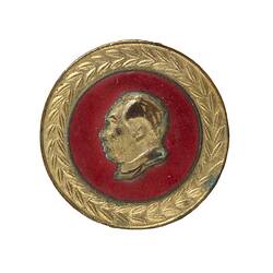 Badge - Mao Zedong, Peoples' Republic of China, 1965 -1971