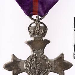 Breast Badge - Member of the Most Excellent Order of the British Empire, Great Britain, 1918 - Obverse