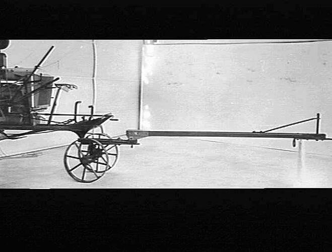 OXEN POLE: JULY 1932