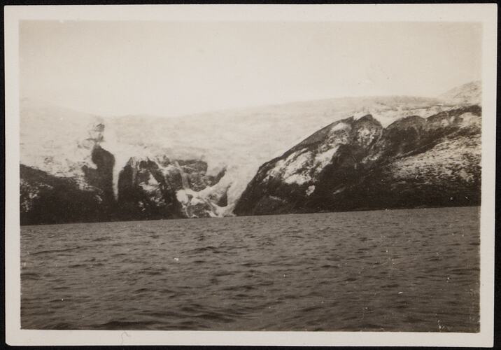 Romanche glacier, north-west-arm, Beagle Channel. 1929