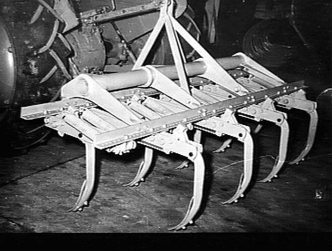 FERGUSON 9 TINE MOUNTED TILLER: MAY 1956