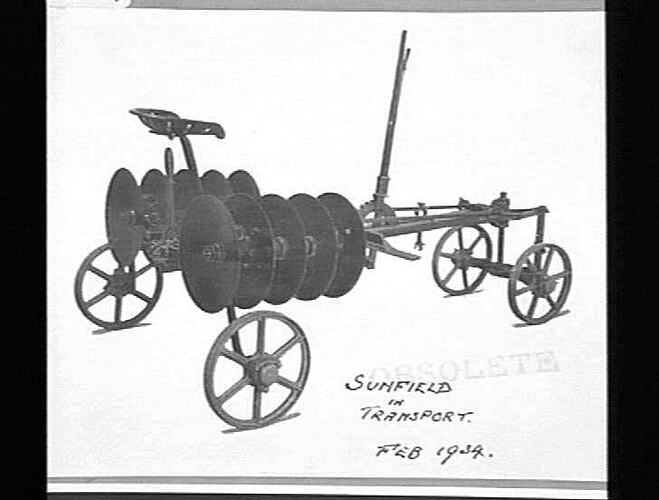 CULTIVATORS: `SUNFIELD' IN TRANSPORT: FEB 1934