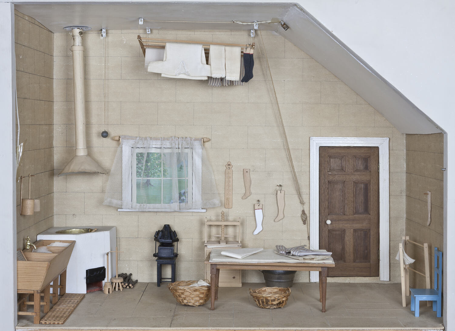 Pendle Hall Dolls' House - Room 9 Laundry