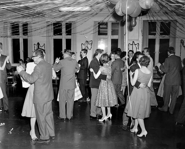 Shell Co, Couples Dancing, Melbourne, 11 Dec 1959