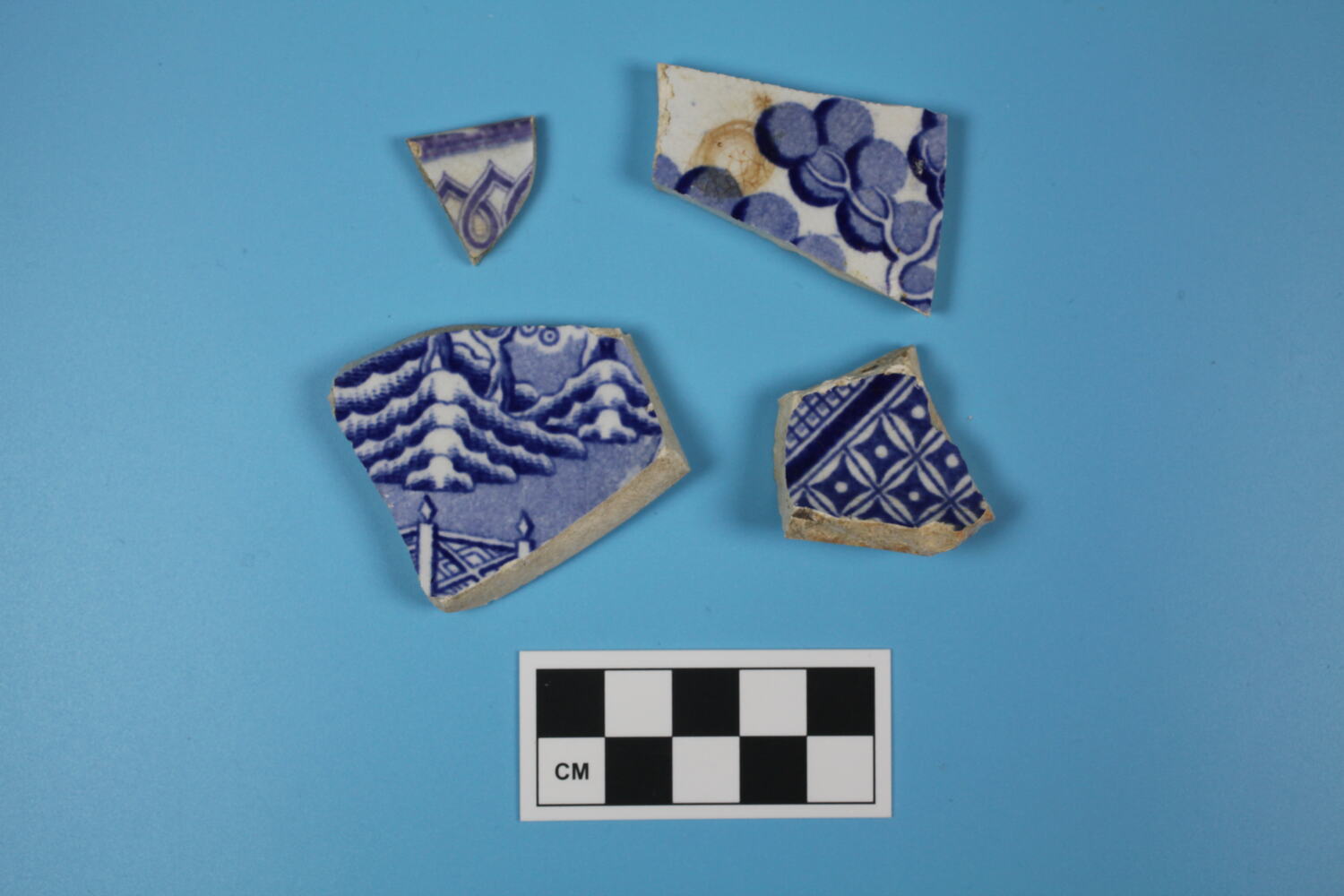 Plate/Dish Ceramic, Whiteware, Transfer Printed, Blue, Willow Pattern