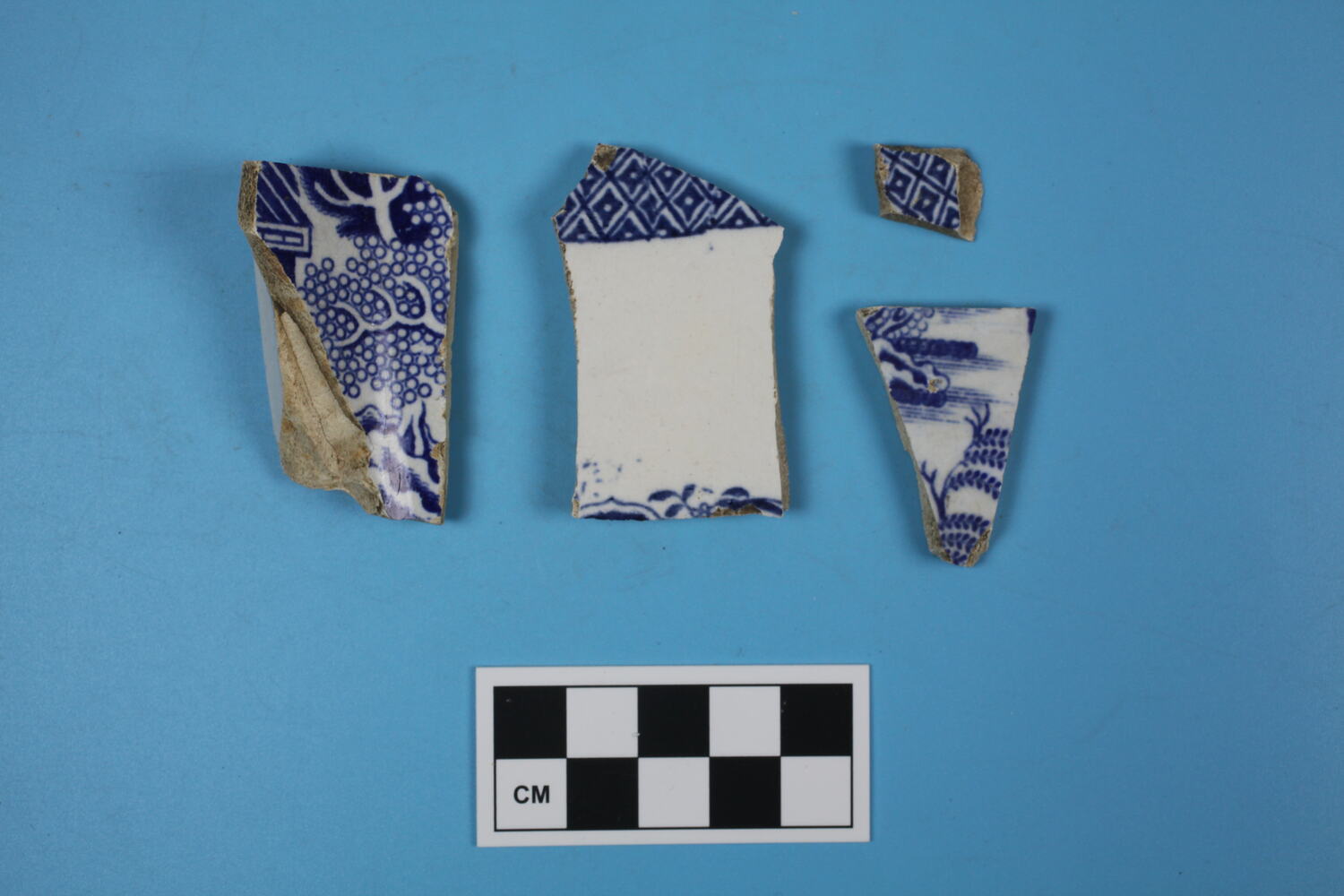 Plate/Dish Ceramic, Whiteware, Transfer Printed, Blue, Willow Pattern