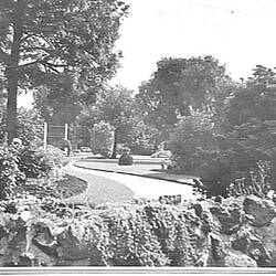Photograph - H.V McKay Memorial Gardens, Sunshine, Victoria, Apr 1935