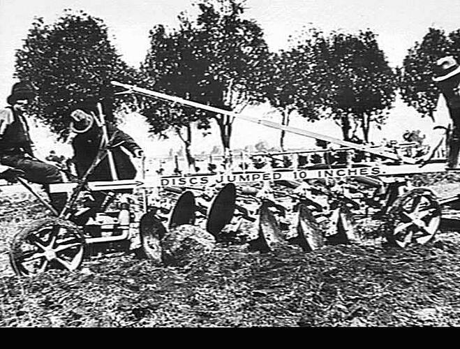 EXPERIMENTAL PLOW: DEC 1925
