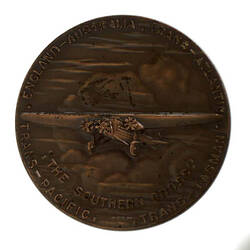 Australia, Sir Charles Kingsford Smith, Reverse