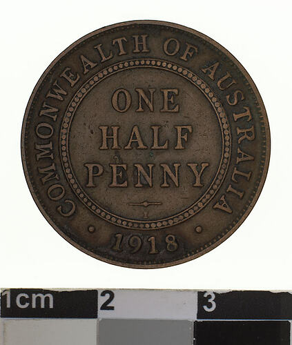 Coin - Halfpenny, Australia, 1918, photographed by Museums Victoria
