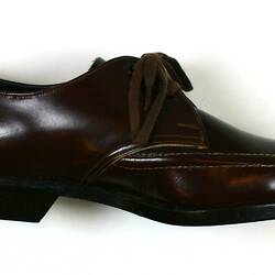 Left Shoe - Regina Shoes, Gerry Gee, 1960