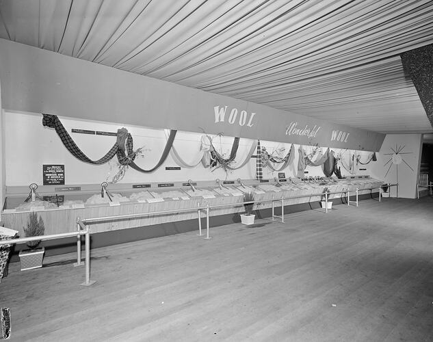 Australian Wool Board, Exhibition Stand Wool Samples, Royal Melbourne Show, Flemington, Victoria, 21 Sep 1959