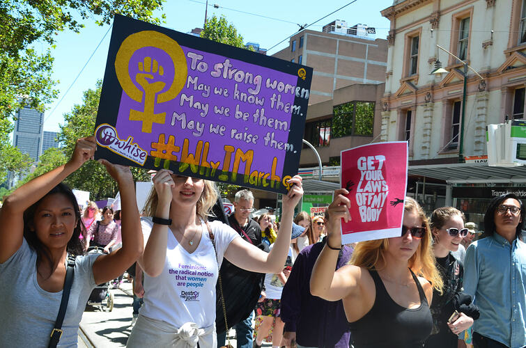 Young Women with Sign 'To Strong Women', Women's March on Melbourne, 21 Jan 2017