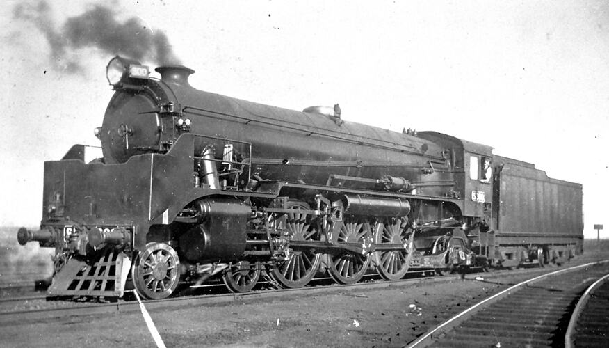 ['Matthew Flinders' S-class steam locomotive, between 1928 and 1938.]