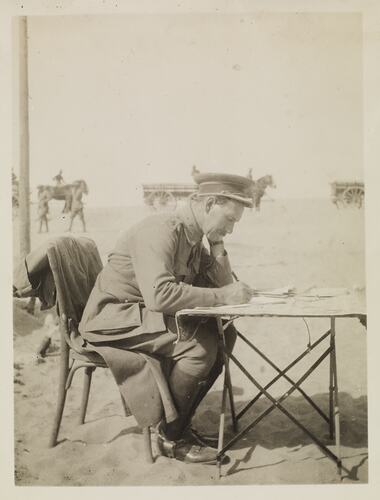 Major McNicholl, Egypt, Captain Edward Albert McKenna, World War I, 1914-1915