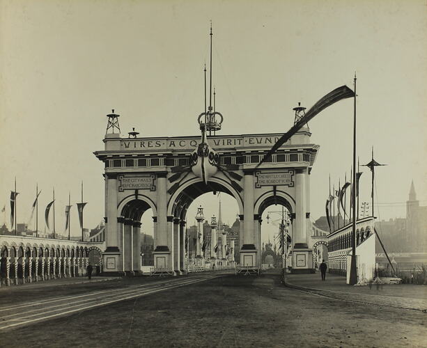Photograph - Federation Celebrations, 'The Approach to Princes-Bridge', Melbourne, 1901