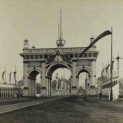 Photograph - Federation Celebrations, 'The Approach to Princes-Bridge', Melbourne, 1901