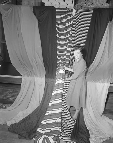 Davies Coop & Company, Fabric Production, Kingsville, Victoria, 27 Jul 1959