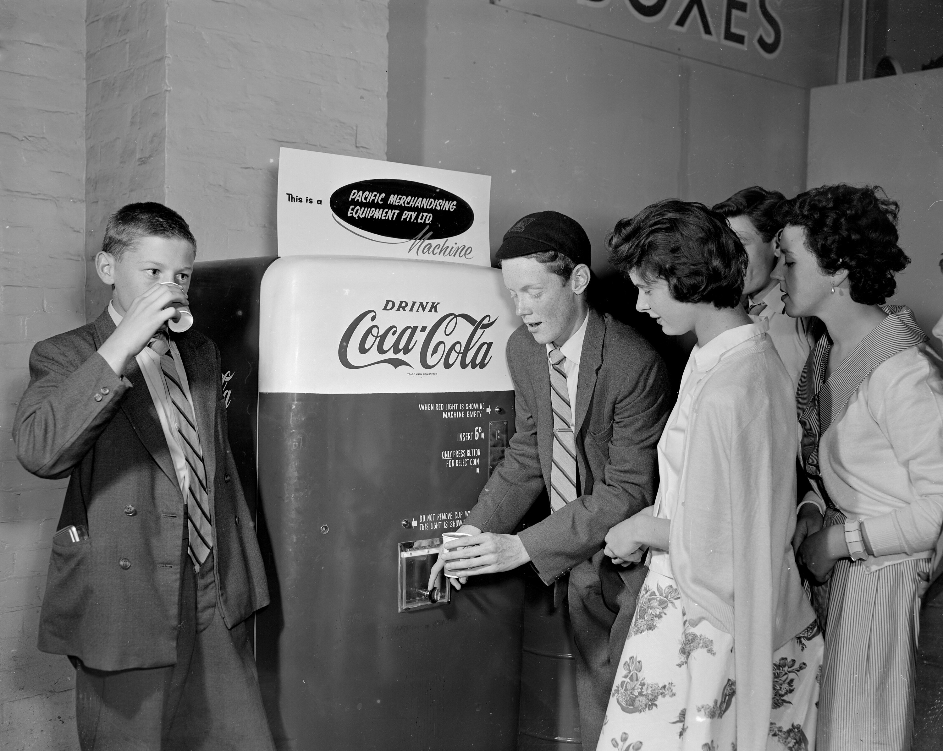 Negative - Children with Vending Machine, Victoria, 03 Dec 1959