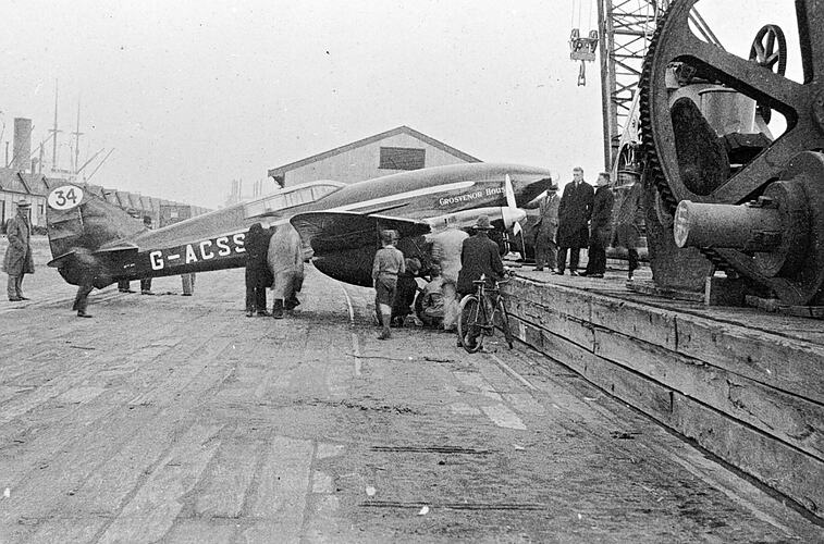 negative-de-havilland-dh-88-comet-aeroplane-g-acsr-grosvenor-house-yarra-wharves-west