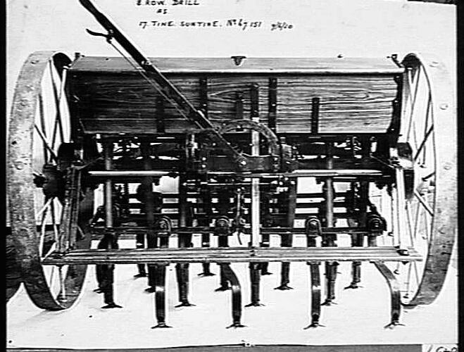 8 ROW DRILL AS 17 TINE `SUNTINE'. NO. 67151: 9/6/20