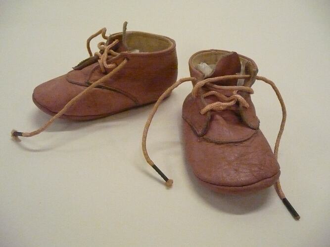 Shoes -  J. & E. Robertson, Pink Leather, 1946-1952