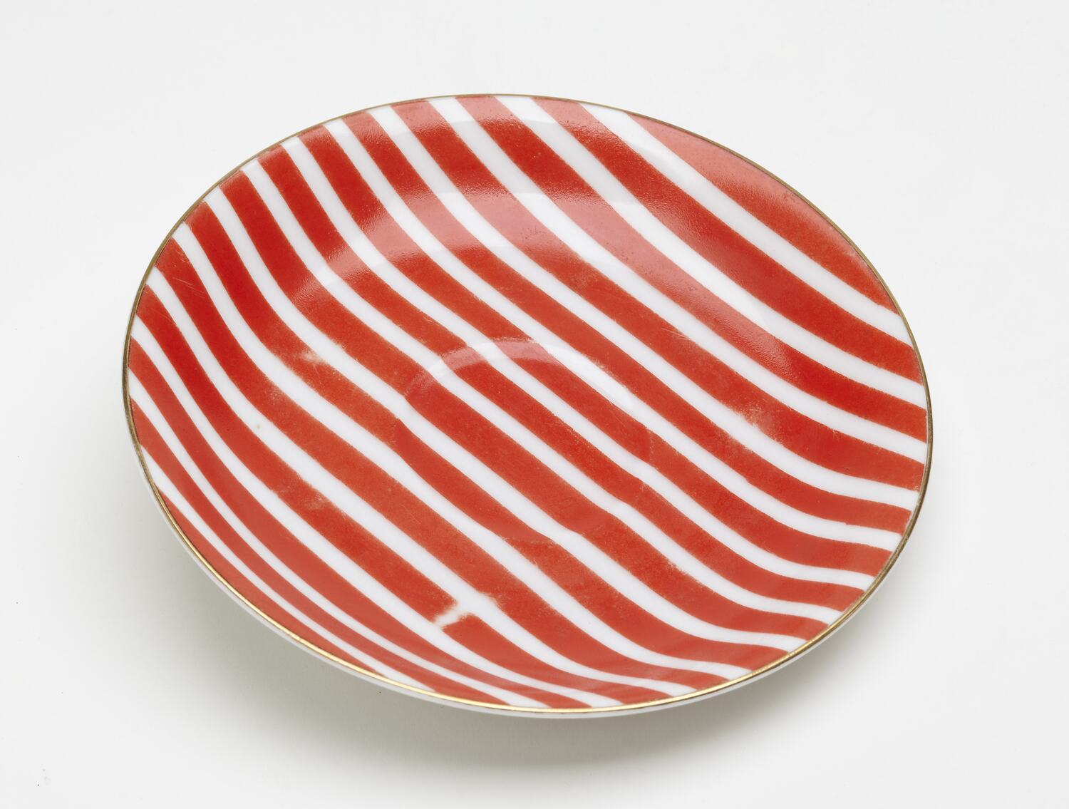 saucer-nathco-chinaware-red-white-stripe-circa-1957