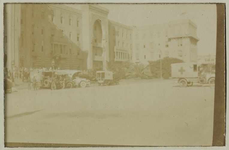 Front of Heliopolis Palace Hotel, Cairo, Egypt, 1914-1918
