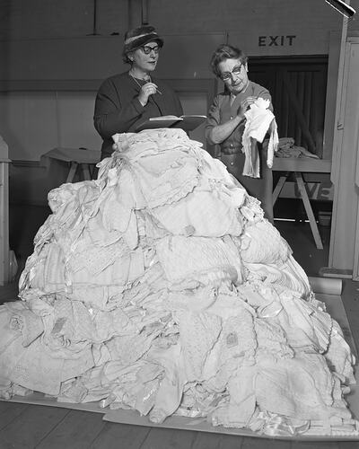 Southdown Press, Two Women with Wool Samples, Royal Melbourne Showgrounds, Victoria, 10 Sep 1959