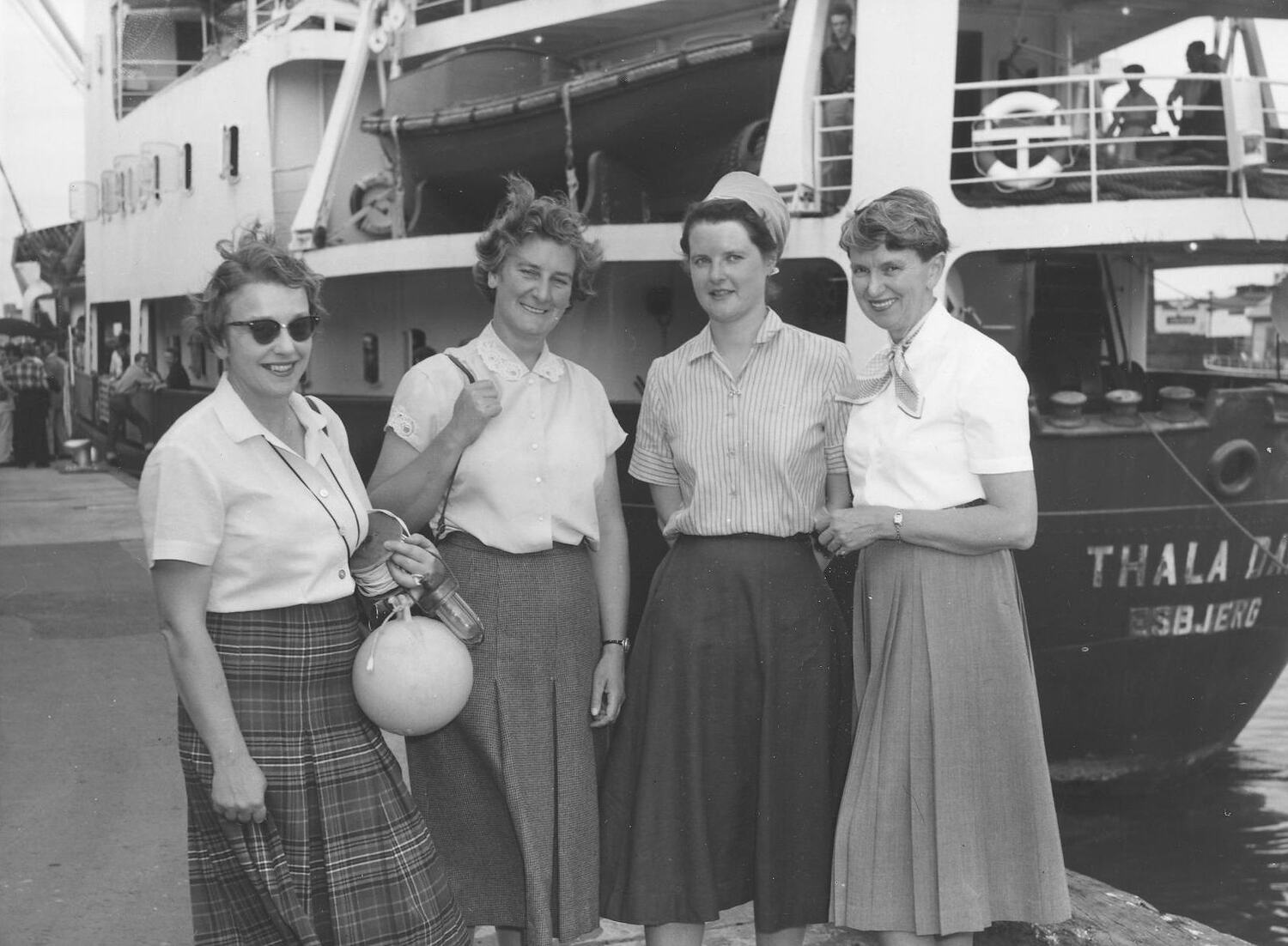 Photograph Isobel Bennett Susan Ingham Mary Gillham Hope 